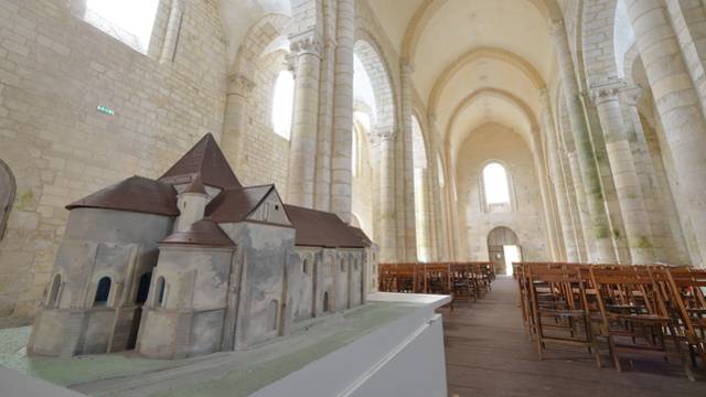 Prieuré de Villesalem en Sud Vienne Poitou