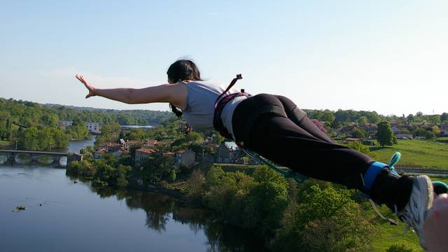 saut à l'élastique en Sud Vienne Poitou